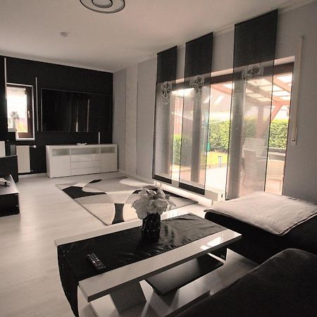 Zum Kaeutzchen 120Qm Ferienhaus 8 Personen 4 Schlafzimmer Nossentiner Huette Exterior foto